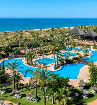 Reserva en la web oficial ¡a precios increíbles! Puerto Antilla Grand Hotel Islantilla Lepe Reserva en la web oficial ¡a precios increíbles! Puerto Antilla Grand Hotel Islantilla Lepe
